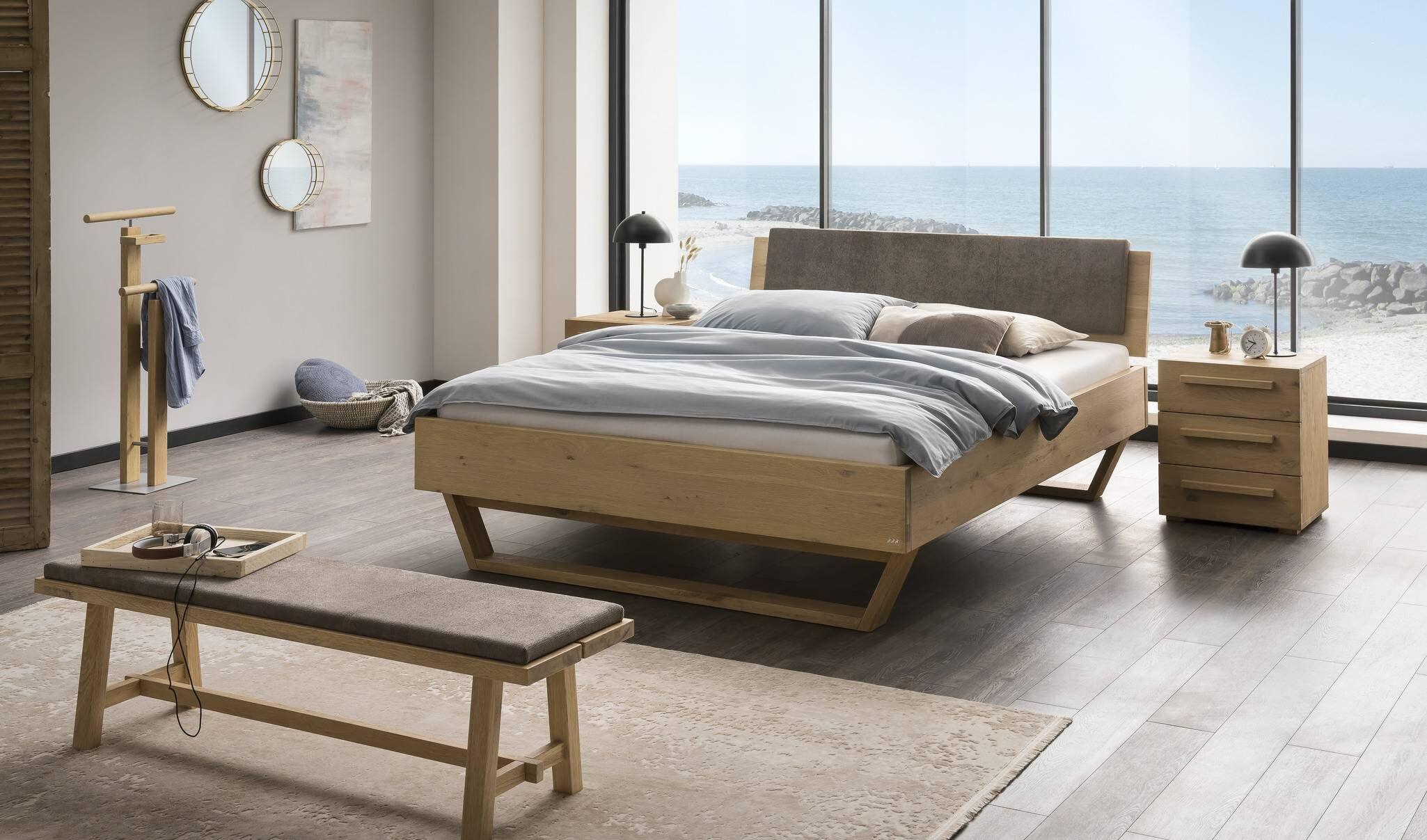 Hasena_Boxspringbett_Cadro 23 Bettrahmen, Skid Kufen, Sion Kopfteil, Ravo Kissen.jpeg